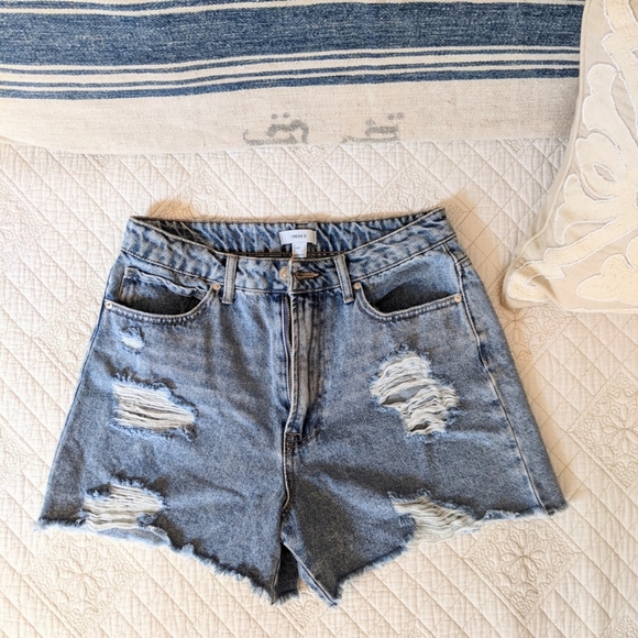 High-rise Denim Mom Jean Shorts NWOT - Picture 1 of 5